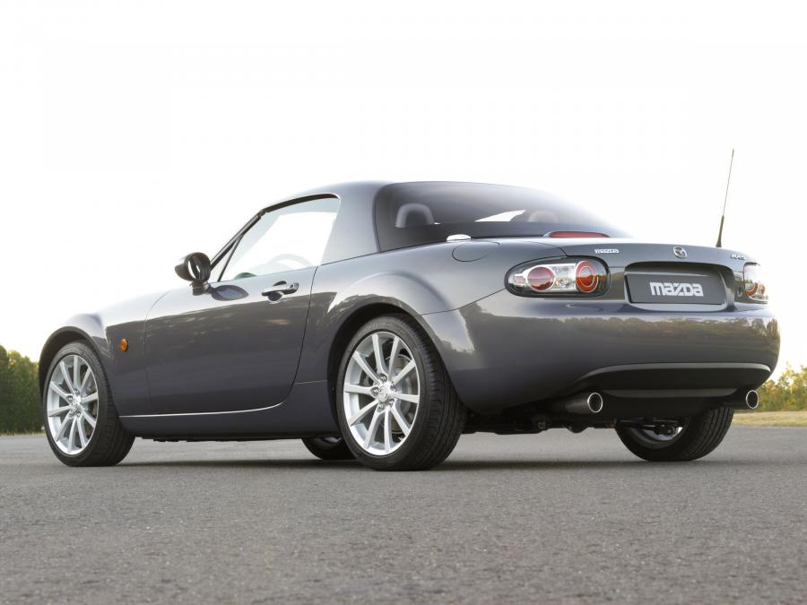  Mazda MX-5 Roadster Coupe 2006 года  (фото 56 из 212)